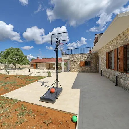 Demare * Lovinac (Zadar)