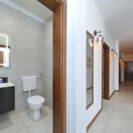 Demare بيت للعطل Lovinac (Zadar)