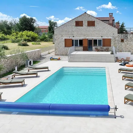 بيت للعطل Demare Lovinac (Zadar)