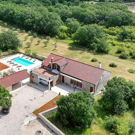 Demare Holiday home *