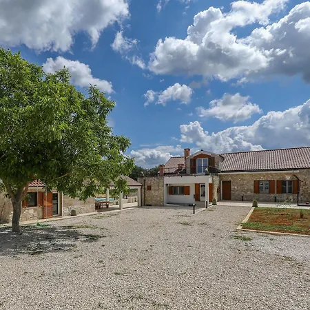 Holiday home Demare *